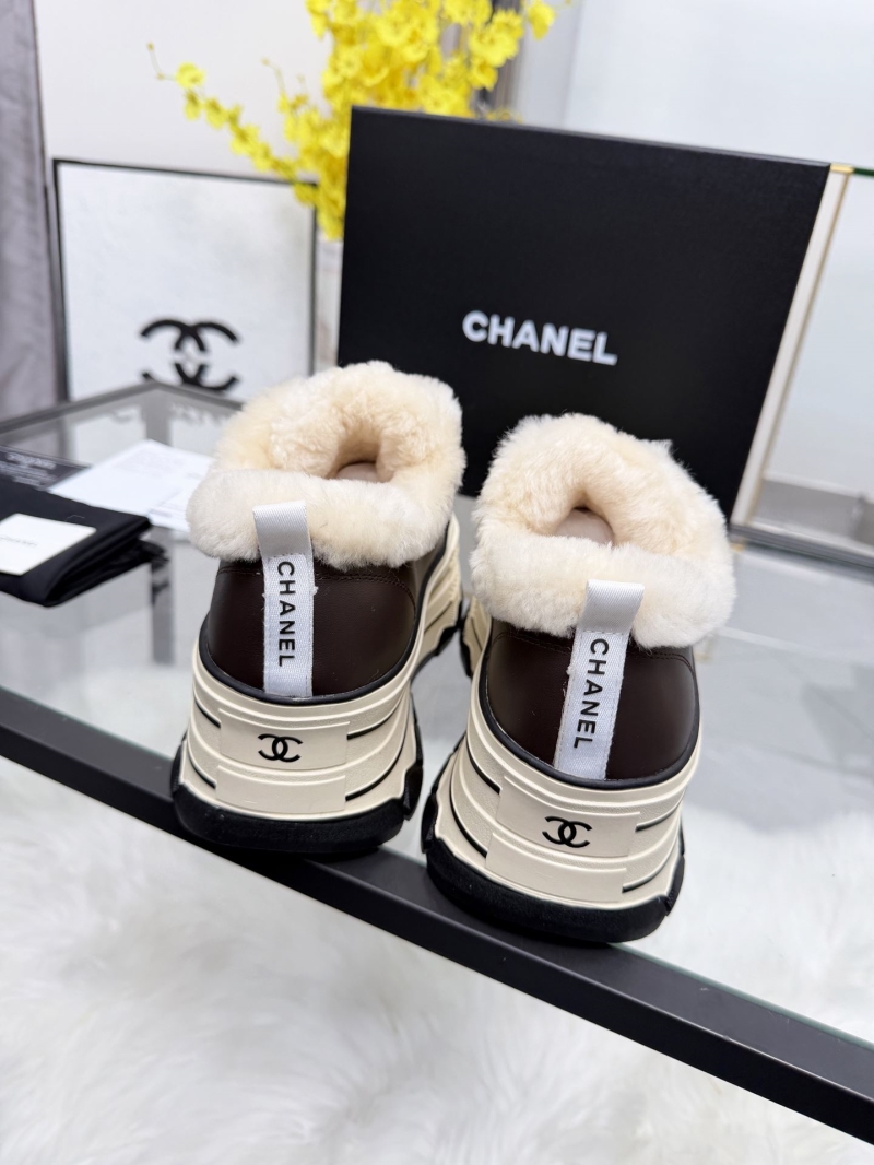 Ch**el sport shoes
